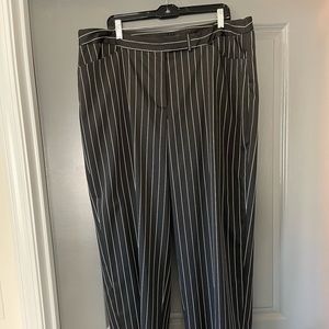 Black white strip Ann Klein pants